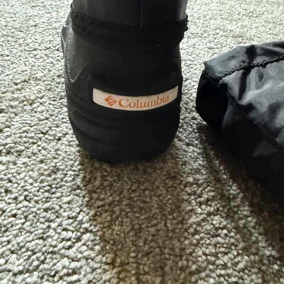 Columbia snow boots - Picture 2 of 3